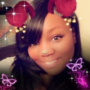 Meet your Posher, Latasha